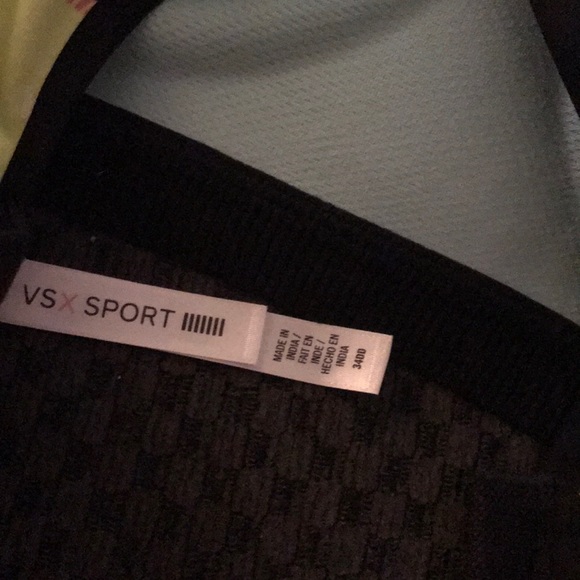 VSX Sport Bra - Picture 2 of 3